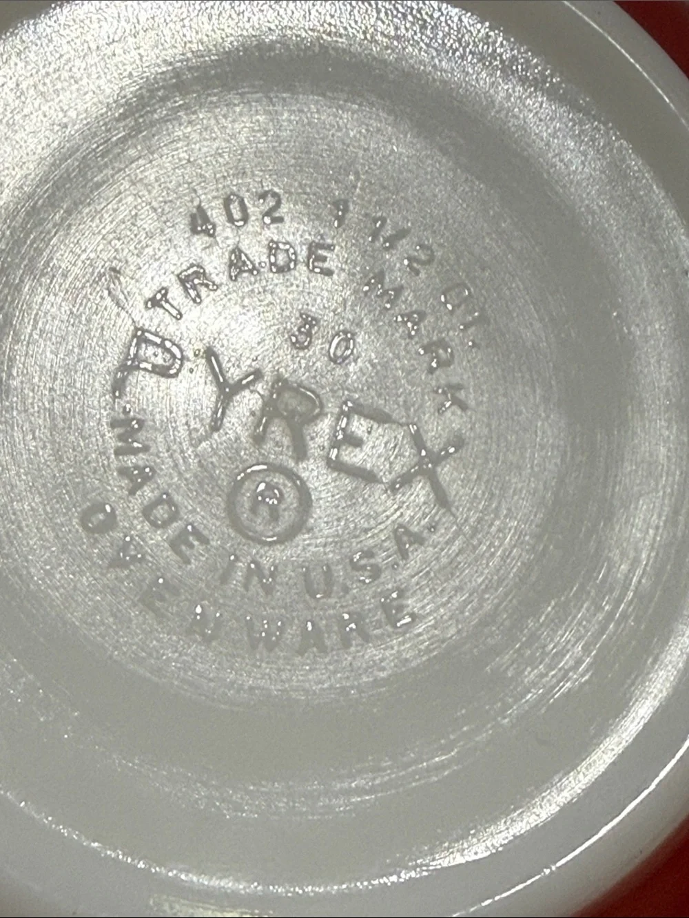 PYREX 1.5 Quarts Red Mixing Bowls with White Interiors - Set of 2 Vintage 1945